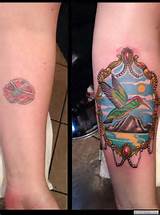 Estrela do rock & tatuador no salÃ£o de tatuagem de Pussykat - (702) 597-1549...