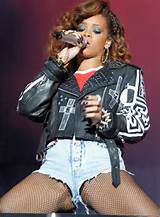 Rihanna-buceta-slip.jpg