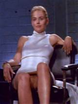 Sharon Stone â€“ um Upskirt memorÃ¡vel e buceta peluda