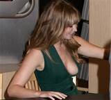 Jennifer Lawrence mostra Major clivagem-fotos