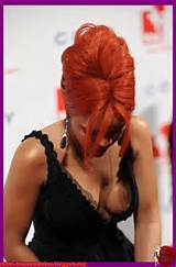 Menina nua Sexy xoxota molhada bonita lÃ©sbicas Dildo inserindo Katrina...