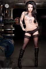 Fotos de nudez de Megan Massacre | gunsweedmoney
