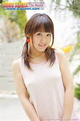O adolescente Asian sexy Kasumi Suzuya mostra Asian Pussy
