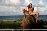 FemJoy - Strip Ilha Tropical em AmateurIndex.com