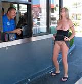 ... fotos de upskirt upskirt upskirt de buceta piscando buceta upskirt ao ar livre