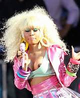 Nicki Minaj sexy e quente paparazzi de deslizamento upskirt e bocal de merda...