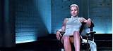 Sharon Stone mostrando sua buceta e peitos grandes fotos de paparazzi