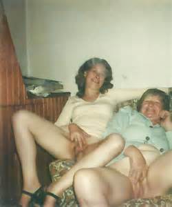 Mostrados no: http://xhamster.com/photos/view/1196824-19735677.html