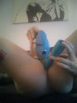 Acrobacias de idiota com a minha bunda e buceta em homenagem a Ryan Dunn!