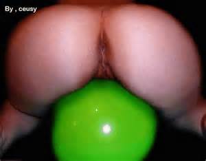 Teen (18 +) namorada abanar o rabo dela nua a mÃºsica...