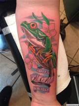 Estrela do rock & tatuador no Pussykat Tattoo Parlor - (702) 597-1549...