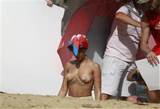 Rihanna cinza ObtÃ©m topless para um tiro celebities nu fotos...