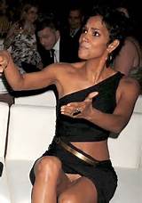 BICHANO PRETO CELEBRIDADE | ... Buceta de Berry Oops buceta Upskirt Halle Berry...