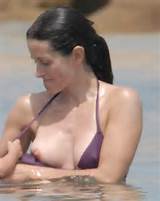 Courteney Cox buceta imagens | FemaleCelebrity