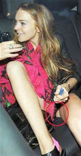 Lindsay-lohan-buceta-upskirt-060509a.jpg