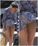 Khloe Kardashian pisca buceta grande! -Private estrela